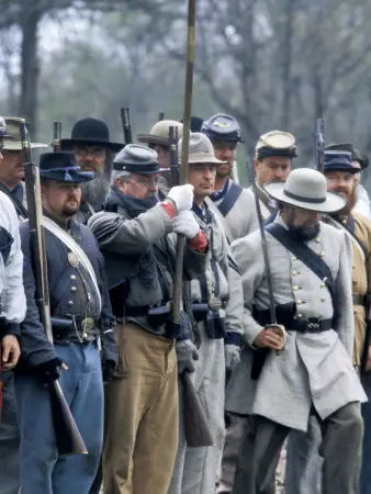Confederate Infantry Preparing to Attack, Shiloh Battlefield, Tennessee
